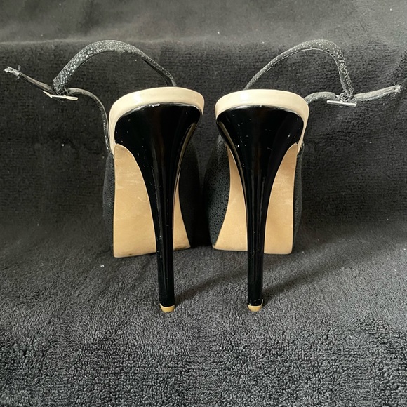 BCBG 38 Luxury Slingback - Picture 8 of 8